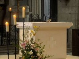 Consécration de l'autel de St Valérien